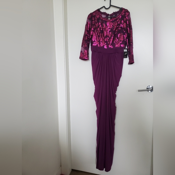 Adrianna Papell Sequin 3/4 sleeve Evening Gown, Size US6, Color Mulberry - Picture 3 of 7
